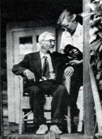 А. И. Куприн и Е. М. Куприна в доме творчества 'Голицыно'. 1937 г.